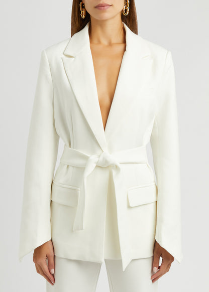 CLARA ROSE | THE PERFECT MUSE BLAZER