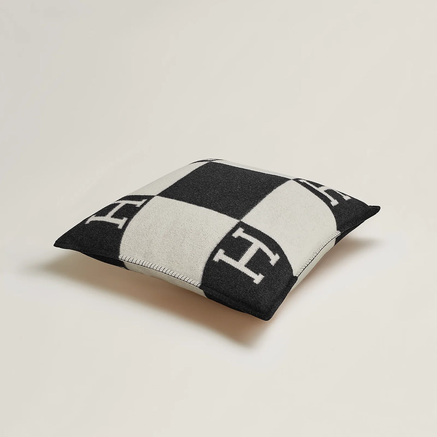 CLARA ROSE |  LUXURY H PILLOW