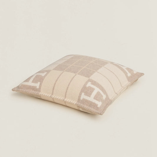 CLARA ROSE |  LUXURY H PILLOW