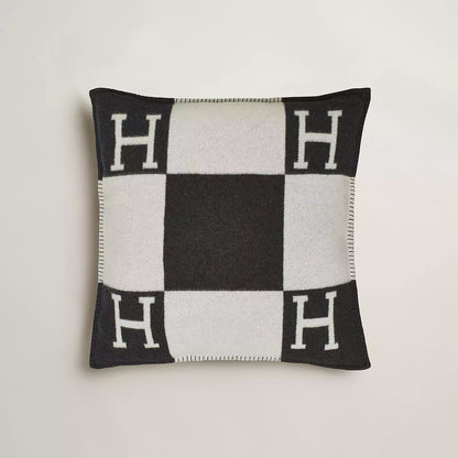 CLARA ROSE |  LUXURY H PILLOW